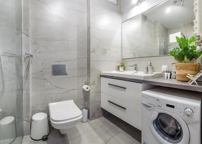 Blekitna Laguna Z Basenem - Ul Kasprowicza 20a - * Kolberg