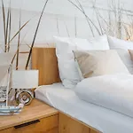 Blekitna Laguna Z Basenem - Ul Kasprowicza 20a - * Kołobrzeg