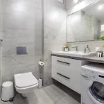 Blekitna Laguna Z Basenem - Ul Kasprowicza 20a - * Kołobrzeg