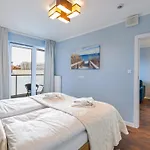 Blekitna Laguna Z Basenem - Ul Kasprowicza 20a - *