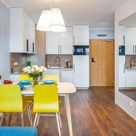 Blekitna Laguna Z Basenem - Ul Kasprowicza 20a - Apartman *