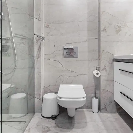 Blekitna Laguna Z Basenem - Ul Kasprowicza 20a - Apartman *