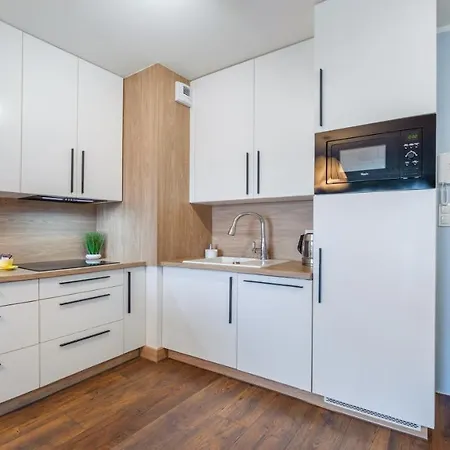 Blekitna Laguna Z Basenem - Ul Kasprowicza 20a - * Kołobrzeg